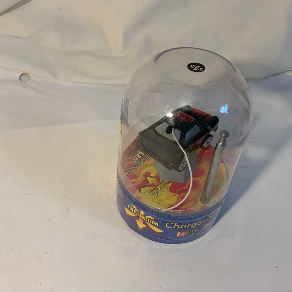 Megatoys CHARGE N GO Radio Controlled Sealed NIB